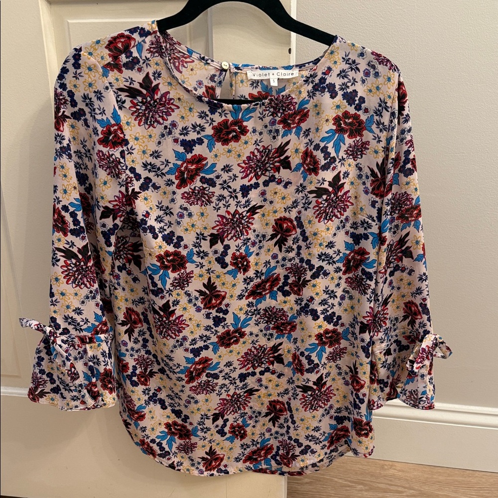 Lightweight floral bell sleeve blouse
